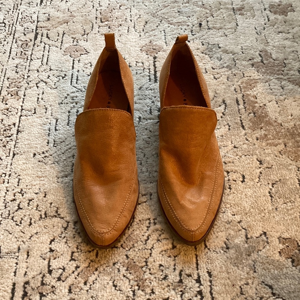 Lucky Brand Mahzan Leather Side Slit Pointed Toe Loafers